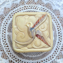 画像をギャラリービューアに読み込む, ツバメ柄セルロイドケース