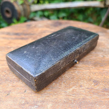 画像をギャラリービューアに読み込む, 革のジュエリーケース