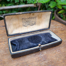 画像をギャラリービューアに読み込む, 革のジュエリーケース