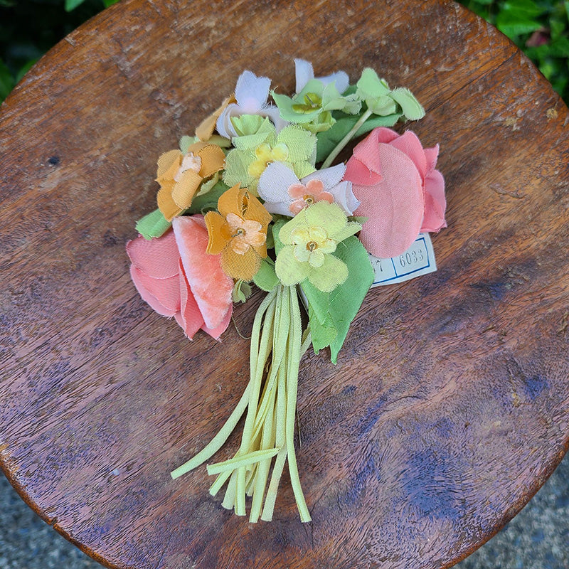 4色花 コサージュ サーモンピンク フランス 布 布花