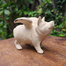 画像をギャラリービューアに読み込む, 豚の貯金箱