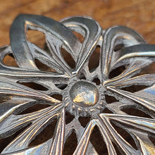 画像をギャラリービューアに読み込む, スターリングシルバーブローチ