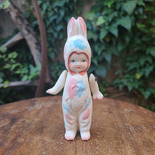 画像をギャラリービューアに読み込む, イースターバニービスクドール (ピンク×ブルーA)