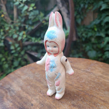 画像をギャラリービューアに読み込む, イースターバニービスクドール (ピンク×ブルーA)