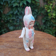 画像をギャラリービューアに読み込む, イースターバニービスクドール (ピンク×ブルーA)