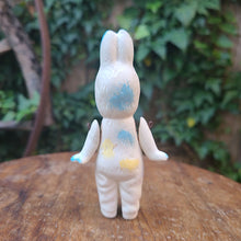 画像をギャラリービューアに読み込む, イースターバニービスクドール (イエロー×ブルーA)