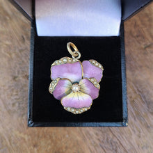 画像をギャラリービューアに読み込む, アールヌーボー パンジーエナメルペンダントトップ【送料無料】