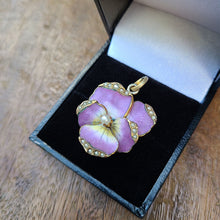 画像をギャラリービューアに読み込む, アールヌーボー パンジーエナメルペンダントトップ【送料無料】