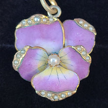 画像をギャラリービューアに読み込む, アールヌーボー パンジーエナメルペンダントトップ【送料無料】