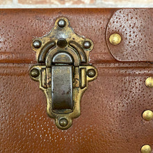 画像をギャラリービューアに読み込む, 革張り小型ケース【送料無料】