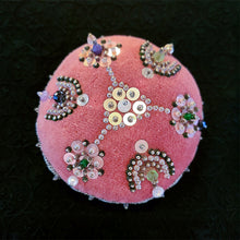 画像をギャラリービューアに読み込む, ピンクベルベットピンクッション