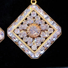 画像をギャラリービューアに読み込む, スワロフスキーガラスイヤリング