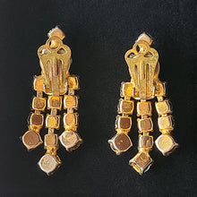 画像をギャラリービューアに読み込む, ライトブルーラインストーンイヤリング