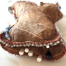 画像をギャラリービューアに読み込む, ビーズブーツピンクッション