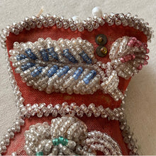 画像をギャラリービューアに読み込む, ビーズブーツピンクッション