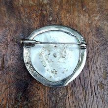 画像をギャラリービューアに読み込む, M.O.P.シルバーブローチ