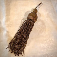 画像をギャラリービューアに読み込む, メタリックタッセル