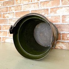 画像をギャラリービューアに読み込む, 軍用リサイクルバケツ