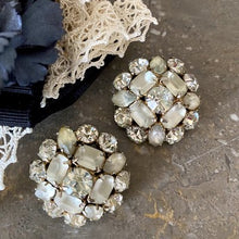 画像をギャラリービューアに読み込む, フロスト×クリア ラインストーンイヤリング