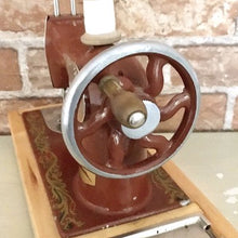 画像をギャラリービューアに読み込む, チャイルドトイミシン(USSR)