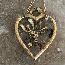 画像をギャラリービューアに読み込む, ヤドリギペンダント