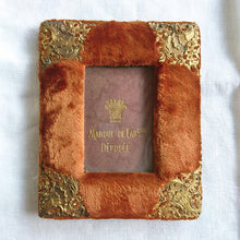 画像をギャラリービューアに読み込む, ビロード写真立て