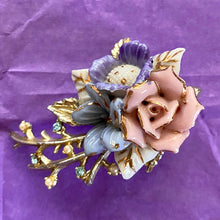 画像をギャラリービューアに読み込む, 陶器のお花ブローチ