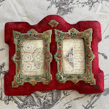 画像をギャラリービューアに読み込む, エンジ色2窓写真立て