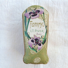 画像をギャラリービューアに読み込む, アイリス柄香水瓶の紙箱