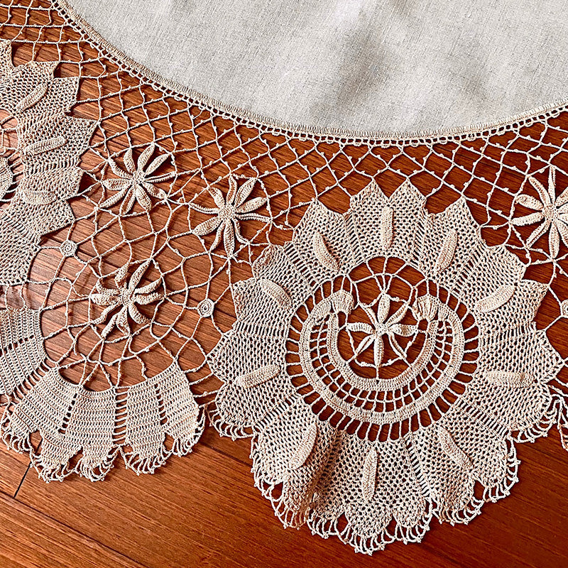 ボヘミアンテイスト・アンティークテーブルクロス・クロシェ編み・クリーニング済 ボヘミアンテイスト・アンティークテーブルクロス・クロシェ編み
