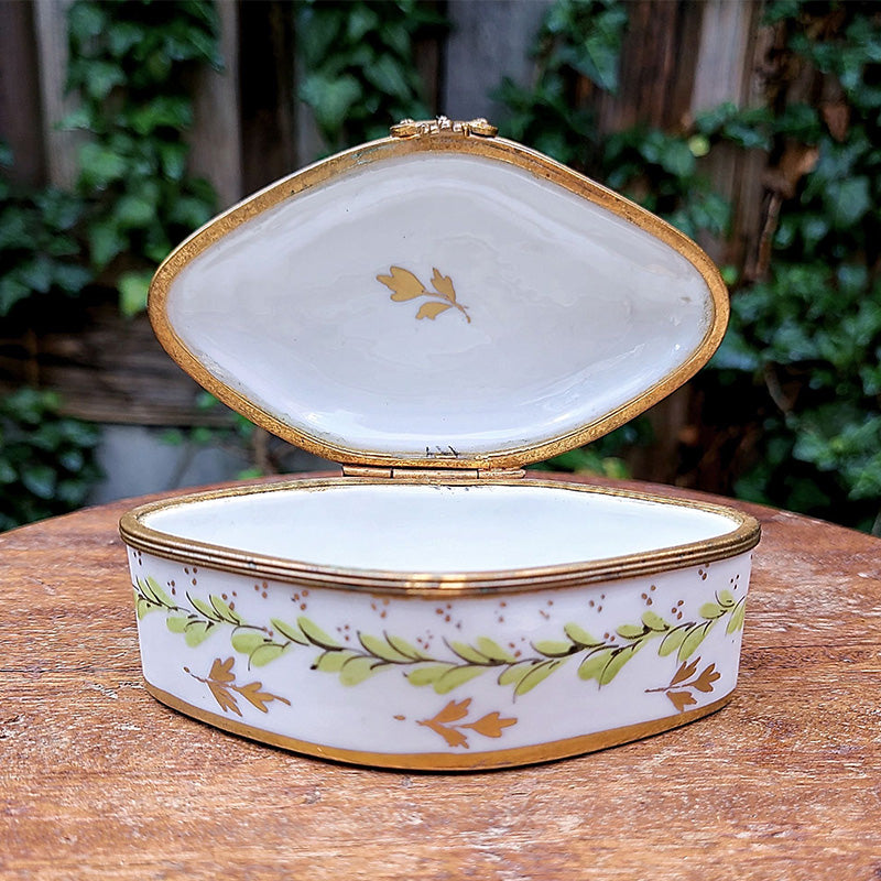 【珍品】小物入れ　アンティーク　ヴィンテージ　レア　骨董 菱形手描きトリンケットBOX 小物入れ 花模様 陶器 フランス