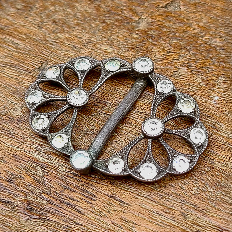 Daisylin Power Stone ブローチネックレス DAISY LIN | Official website and Online Boutique / Power