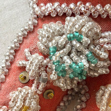 画像をギャラリービューアに読み込む, ビーズブーツピンクッション
