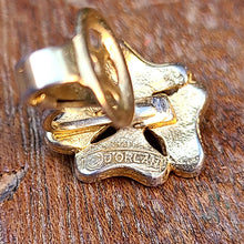 画像をギャラリービューアに読み込む, D'ORLAN エナメルイヤリング (濃紺×ベージュ)
