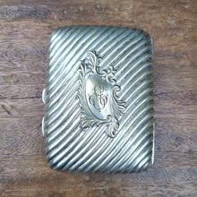 画像をギャラリービューアに読み込む, シガレットケース (モノグラム入り)
