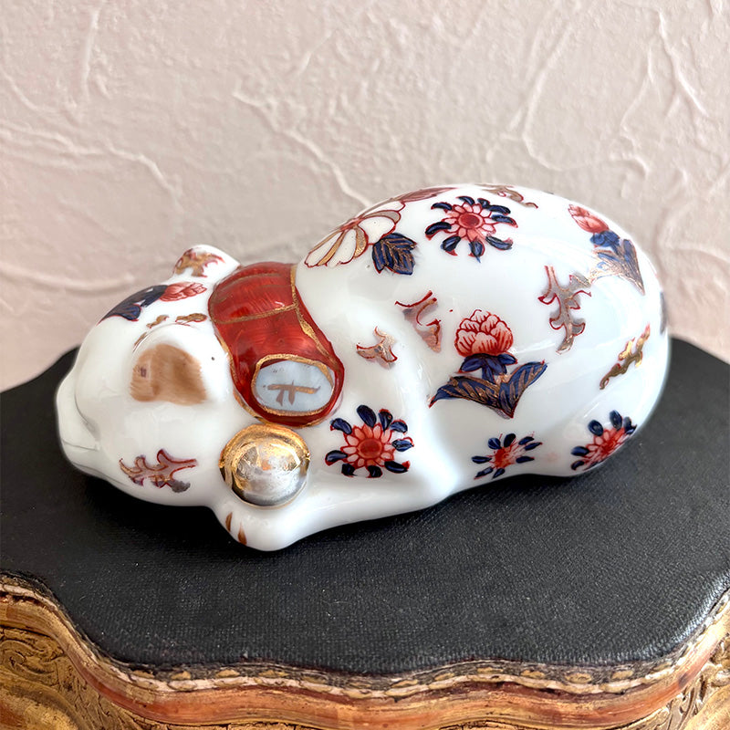 伊万里眠り猫 猫 陶器 置物 | アンティーク・ヴィンテージ雑貨の通販