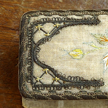 画像をギャラリービューアに読み込む, 刺繍小箱
