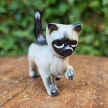 画像をギャラリービューアに読み込む, キャットフィギュリン(目を閉じたシャム猫)
